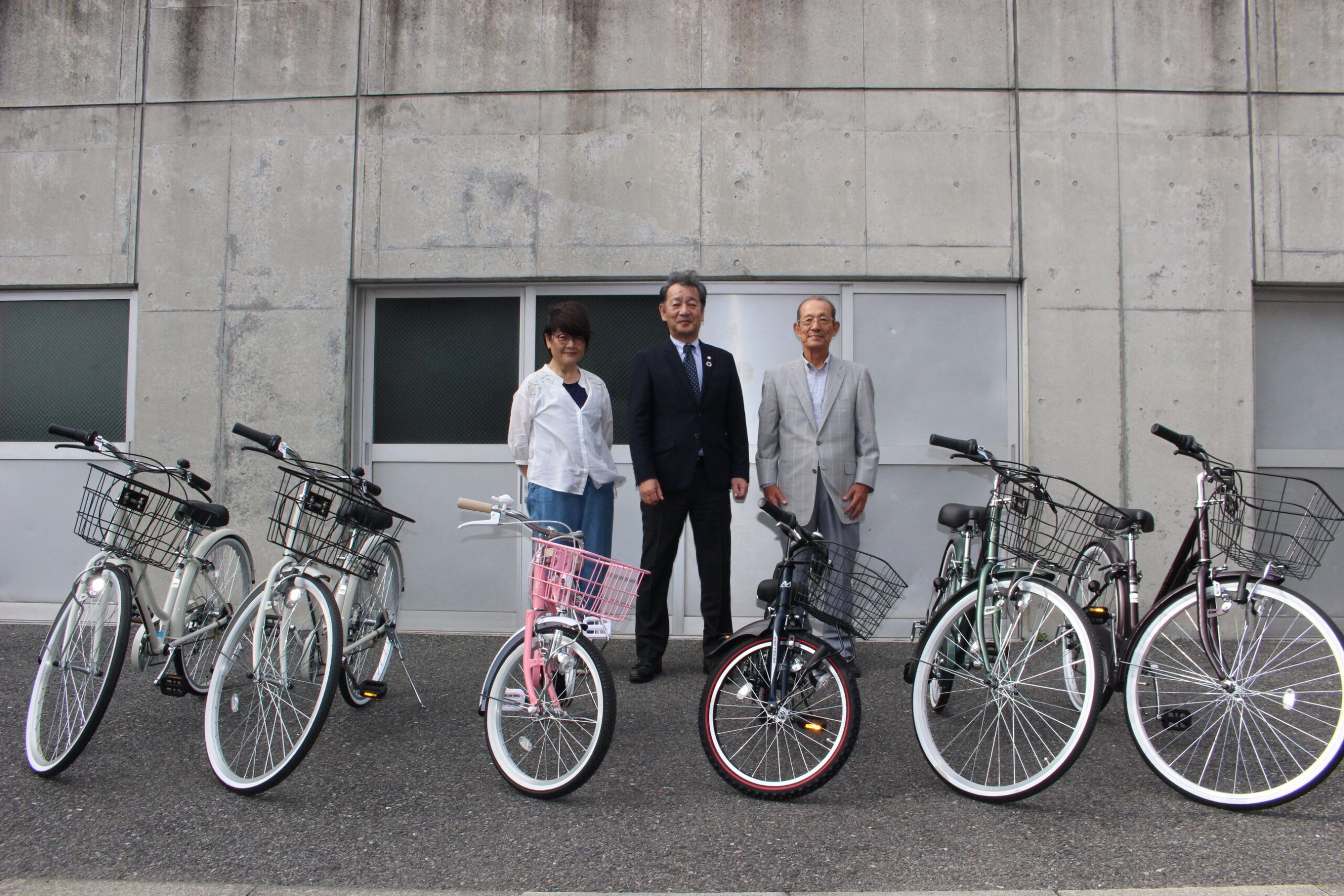 2024.06.20_しらかば子どもの家_自転車寄付